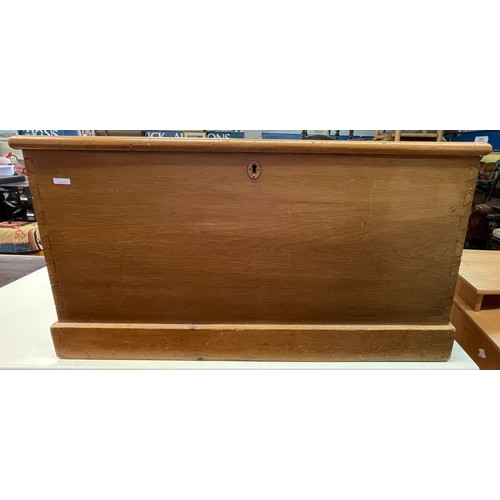 30 - LARGE PINE TWIN HANDLED TRUNK