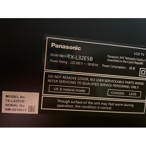 60 - PANASONIC TV