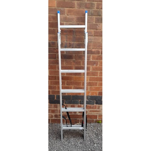 206 - ALUMINIUM EXTENDING LADDER