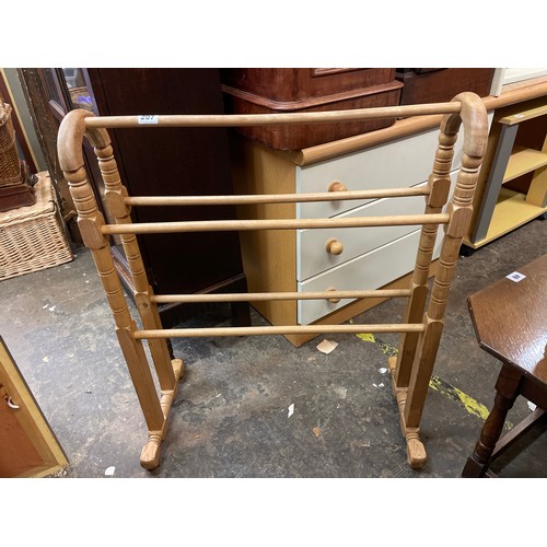 207 - PINE VICTORIAN STYLE TOWEL RAIL