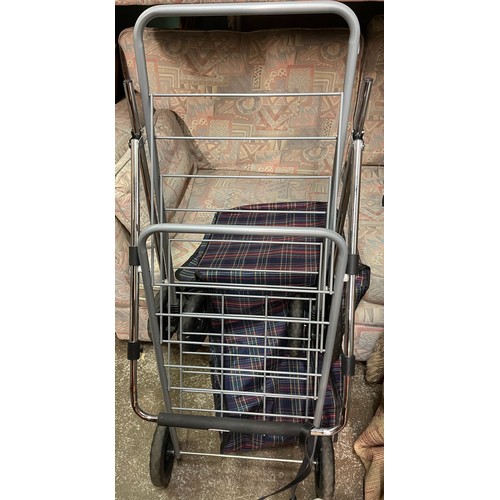 174 - FOLDING SHOPPER TROLLEY