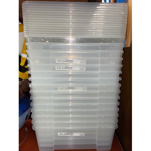 216 - 15 SMALL PLASTIC BOXES