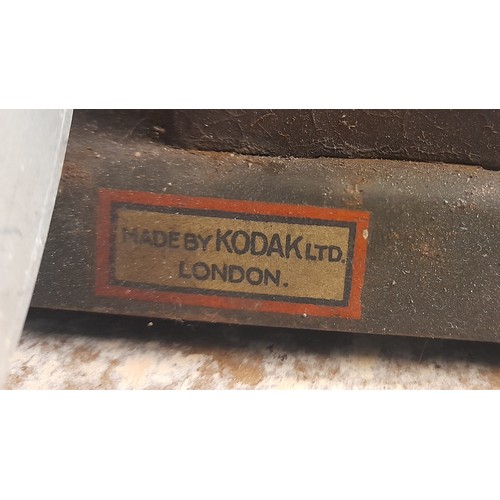 482 - KODA TOY UNIVERSAL MODEL PROJECTOR