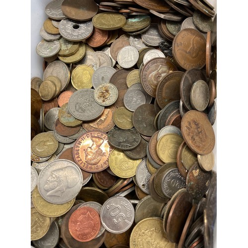 570 - TWO TUBS OF MAINLY EUROPEAN AND WORLD COINS