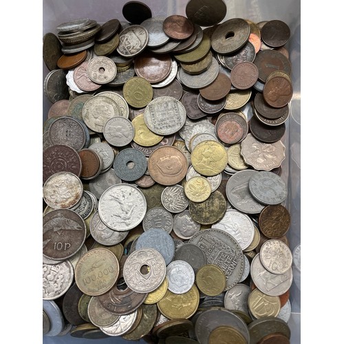 570 - TWO TUBS OF MAINLY EUROPEAN AND WORLD COINS