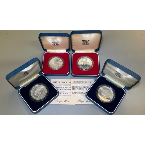 578 - TWO SILVER PROOF COINS FOR THE MARRIAGE OF PRINCE OF WALES TO LADY DIANA SPENCER, TWO 1977 SILVER JU... 