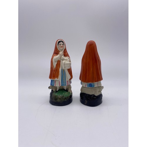 468A - PAIR OF LITTLE RED RIDING HOOD FIGURES