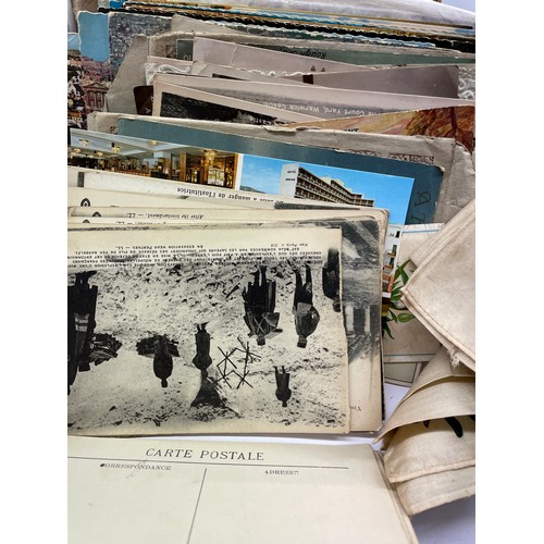 586 - SELECTION OF PACKETS OF SOUVENIR POSTCARDS, OTHER TOPOGRAPHICAL CARDS