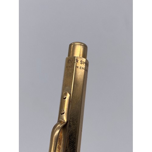 525 - CASED EVERSHARP 9CT GOLD PENCIL 23G OVERALL APPROX