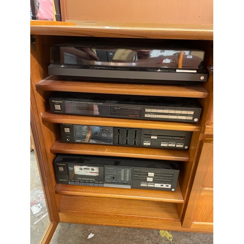 111 - TECHNICS SEPERATES HIFI SYSTEM IN TEAK MEDIA UNIT