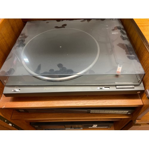 111 - TECHNICS SEPERATES HIFI SYSTEM IN TEAK MEDIA UNIT