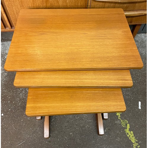 180 - NEST OF THREE NATHAN TEAK “CITADEL” TABLES