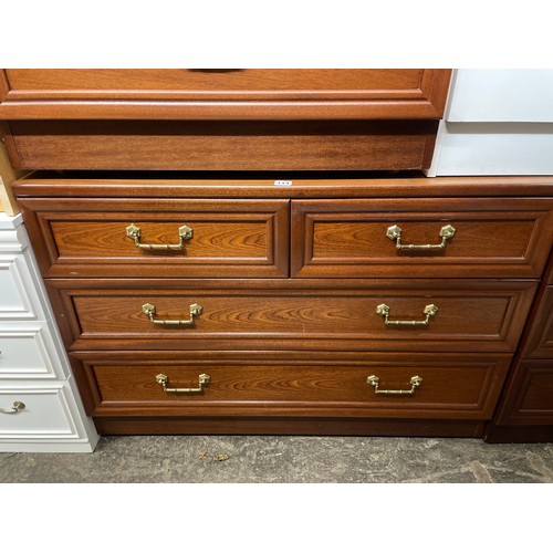 114 - STAG G PLAN STYLE MAHOGANY TWO OVER TWO DRAWER CHEST