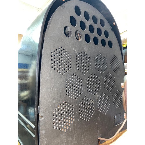 202 - BAKELITE CASED ARCHED MAINS RADIO