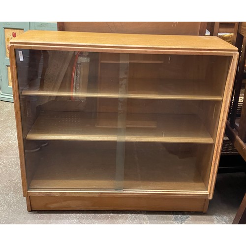 152 - GLAZED SLIDING DOOR G PLAN BOOKCASE