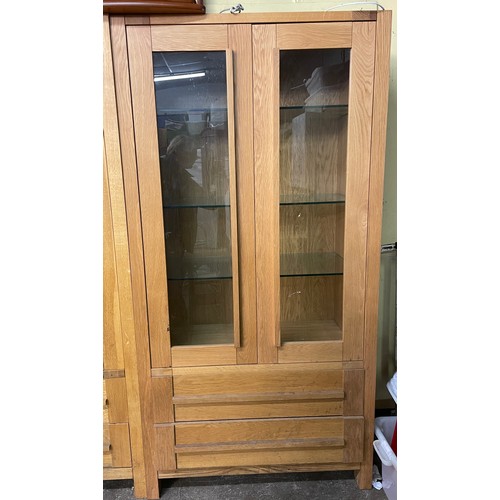 80 - CONTEMPORARY OAK DOUBLE GLAZED DOOR DISPLAY CABINET WITH BASE DRAWERS