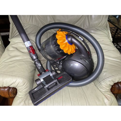 53 - DYSON BALL CYLINDER CLEANER