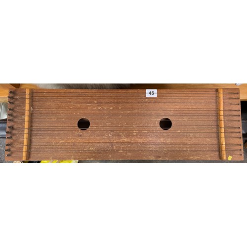 45 - TABLE TOP ZITHER