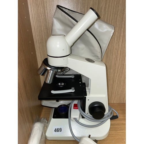 469 - HERTEL AND REUSS OPTIK PRIMUS MICROSCOPE