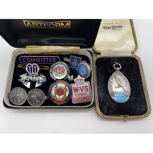 548 - CASED SILVER OVAL MEDALLION ENTITLED CAGED BIRDS, FRENCH COIN BAR BROOCH, WVS CIVIL DEFENCE ENAMEL B... 