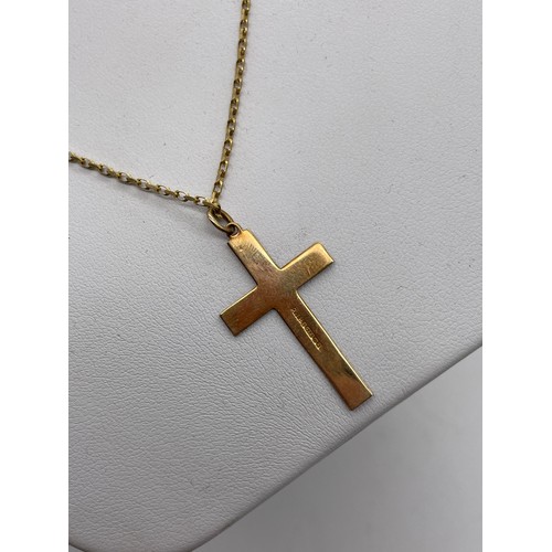 541 - 9CT GOLD ENGRAVED CROSS ON 9KT CHAIN 3G APPROX