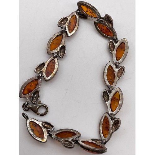 565 - BOXED SILVER AMBER LINK BRACELET