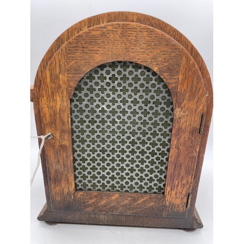 459 - OAK ARCH CASED CHIMING MANTLE CLOCK