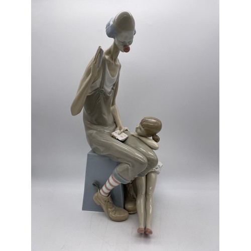 443 - LLADRO MAGIC CLOWN AND BALLERINA FIGURE