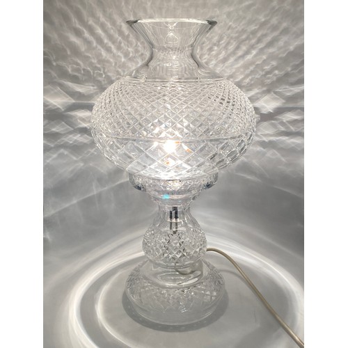 462 - WATERFORD CRYSTAL HOBNAIL AND PRISM CUT MUSHROOM LAMP