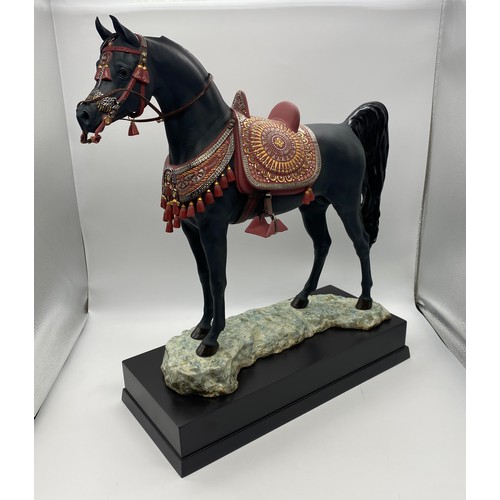 480 - BOXED LLADRO LIMITED EDITION 155/300 ARABIAN PURE BRED BLACK STALLION WITH CERTIFICATE