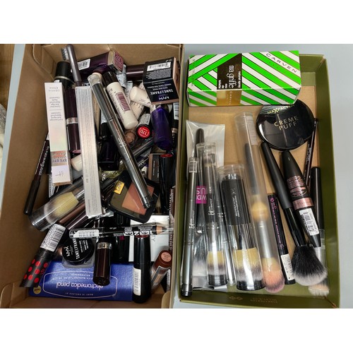 429 - BOX OF RIMMEL, MAX FACTOR AND OTHER COSMETICS, BRUSHES, LIPSTICKS AND MORE