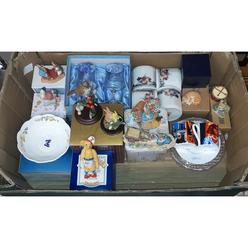 477 - BOXED JEMIMA PUDDLE DUCK RUSS BEARS AND TEDDY BEARS, PLUS ROYAL DOULTON PLATES, AND COUNTRY ARTIST'S... 