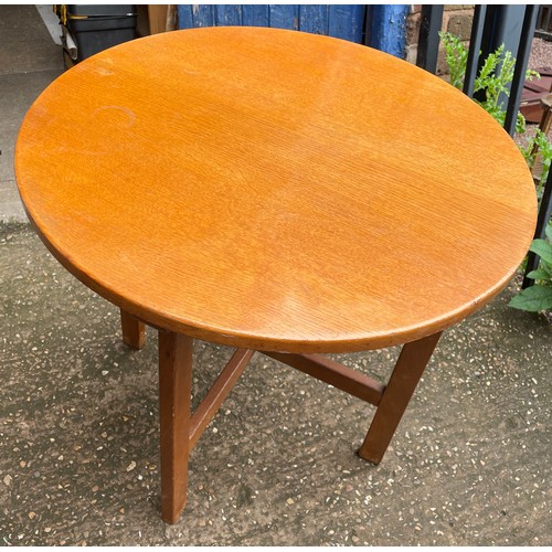 52 - OAK CIRCULAR TOPPED OCCASIONAL TABLE