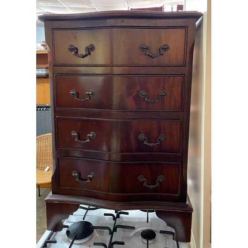 158 - REPRODUCTION MAHOGANY SERPENTINE FOUR DRAWER CHEST