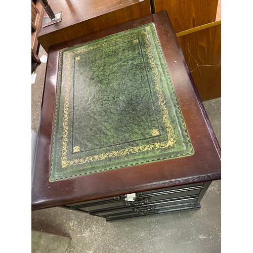 130 - MAHOGANY GREEN LEATHER TOPPED OFFICE FILING PEDESTAL