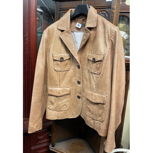 35 - AUTOGRAPH WEEKEND TAN LEATHER STICHED LADIES JACKET