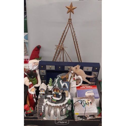 367 - CARTON OF CHRISTMAS RESIN ORNAMENTS AND RELATED ITEMS