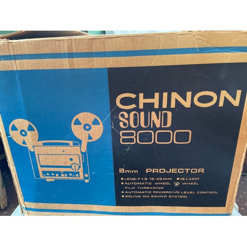 569 - BOXED CHINON SOUND 8000 8M PROJECTOR AND SCREEN