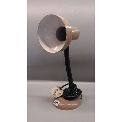 537 - VINTAGE TAUPE ENAMEL ADJUSTABLE DESK LAMP