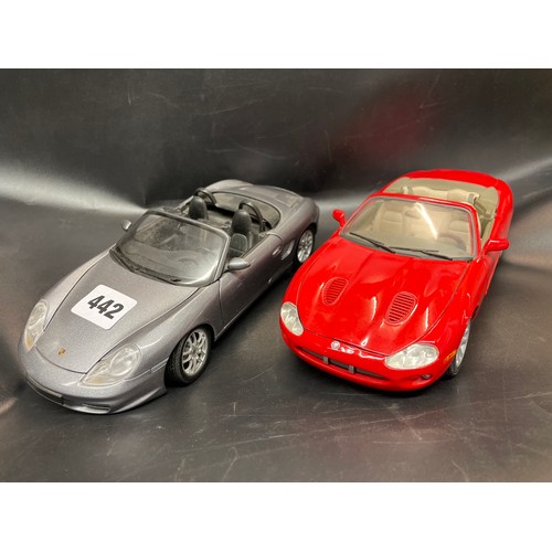 442 - MAISTO JAGUAR XK SERIES 1:18 MODEL, AND GATE PORCHE BOXSTAR MODEL CAR