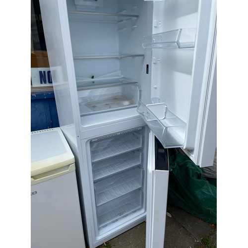 77 - HOTPOINT FRIDGE FREEZER