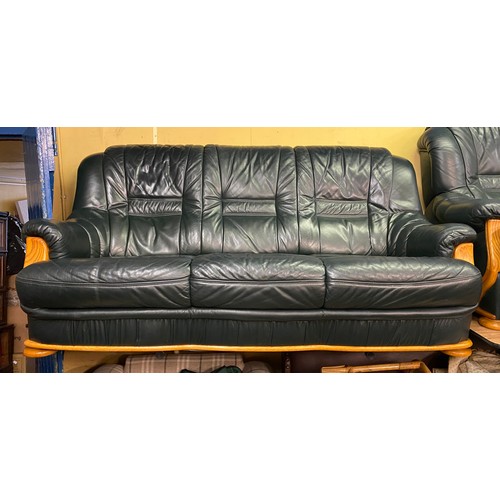 96 - WOODEN FRAMED DARK GREEN LEATHER THREE PIECE SUITE WITH MANUAL RECLINING ARMCHAIR