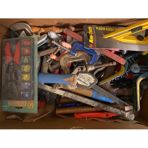 266 - CARTON - ELECTRICIANS WIRE PLIERS, CRAFT KNIVES, G CLAMPS AND OTHER TOOLS