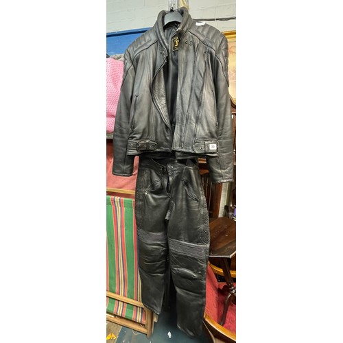 33 - JT LEATHERS TWO PIECE MOTORCYCLE SUIT