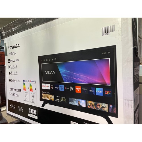 52 - TOSHIBA 32INCH SMART TV