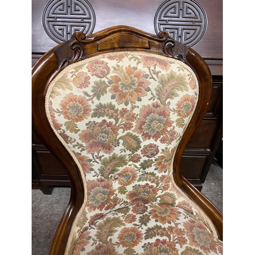 167 - REPRODUCTION VICTORIAN KIDNEY BACKED FABRIC NURSING CHAIR