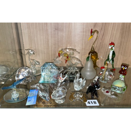 418 - SELECTION OF GLASS ANIMAL ORNAMENTS AND PAPER WEIGHTS