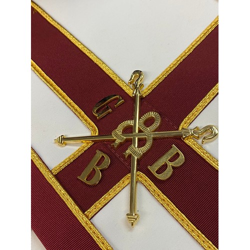 309 - BOX - KNIGHTS OF MALTA CAPS AND BADGES, AND KNIGHTS TEMPLARS PRIESTS MITRE