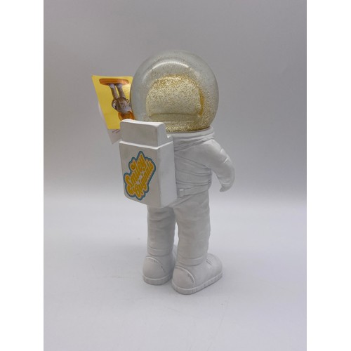 517 - BOXED SMILEY ASTRONAUT SUMMER GLOBE