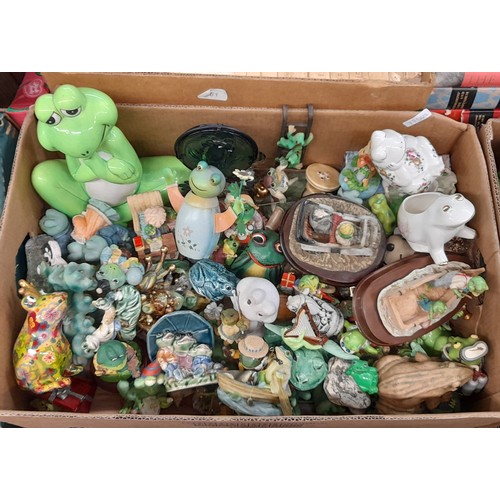 441 - TWO BOXES OF POTTERY RESIN AND CERAMIC NOVELTY FROG FIGURE GROUPS, BISCUIT JAR ORNAMENTS